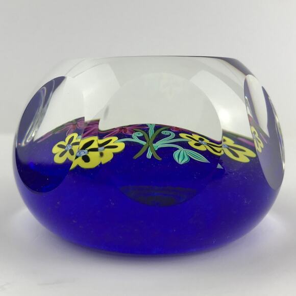 Perthshire 1999E Bouquet on Blue Lampwork Clematis Flower Faceted Paperweight - Picture 4 of 13